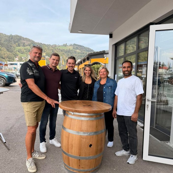 Wir bedanken uns bei der Firma moitzi_cars für den hervorragenden Auftrag und wünschen euch nur das Beste mit eurem... Wir bedanken uns bei der Firma moitzi_cars für den hervorragenden Auftrag und wünschen euch nur das Beste mit eurem...